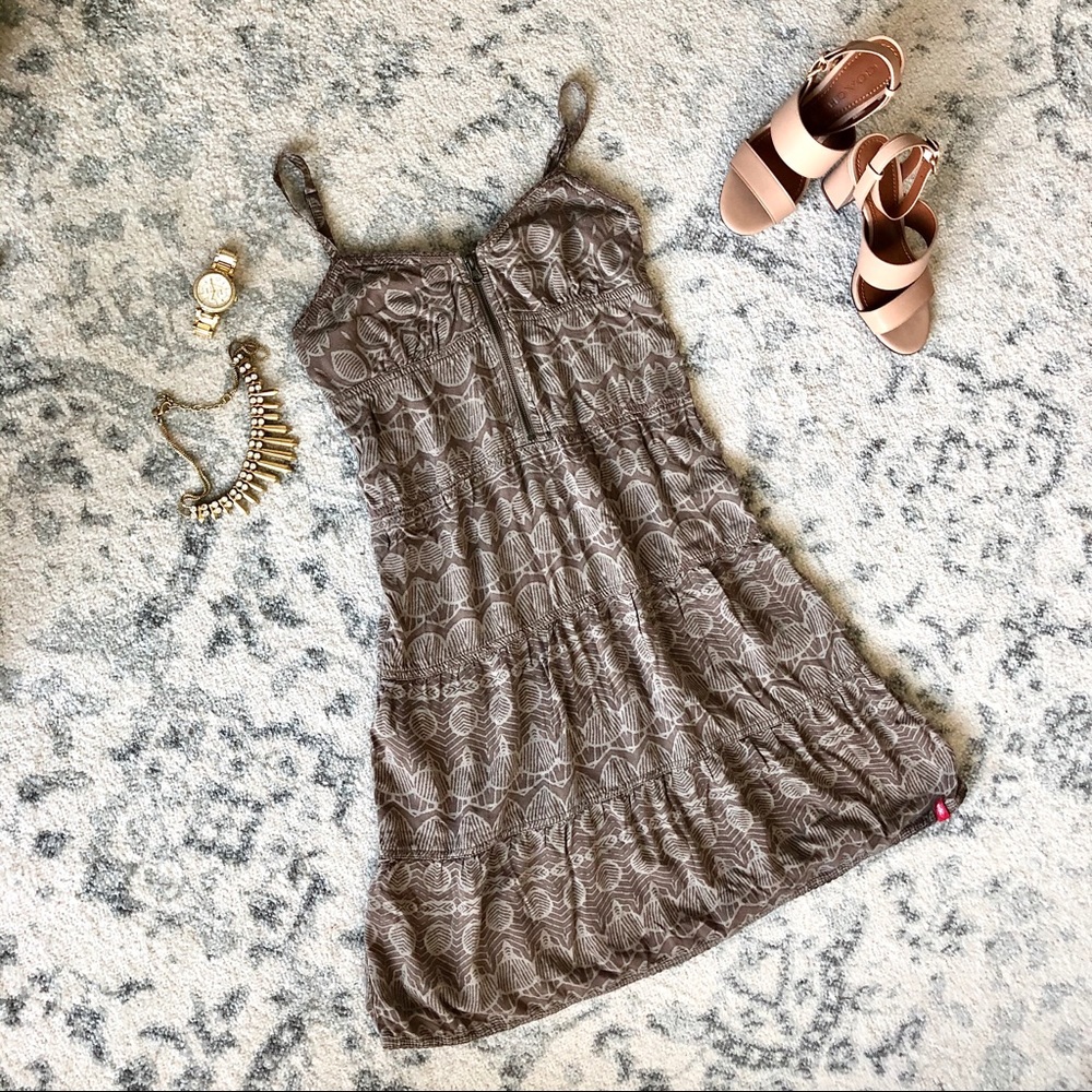 Grey and brown patterned dress